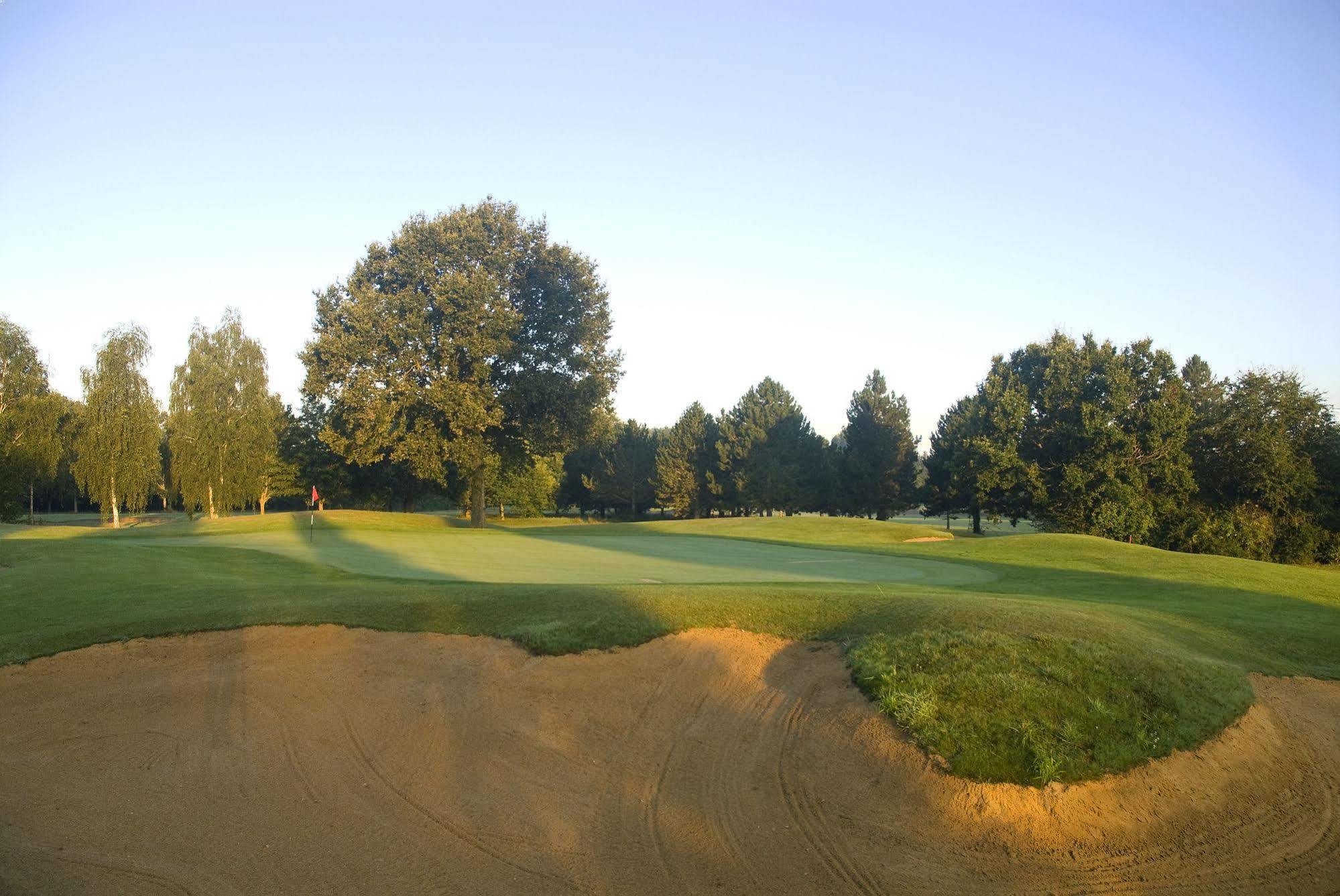 Hotel Anjou Golf And Country Club à Champigné Extérieur photo